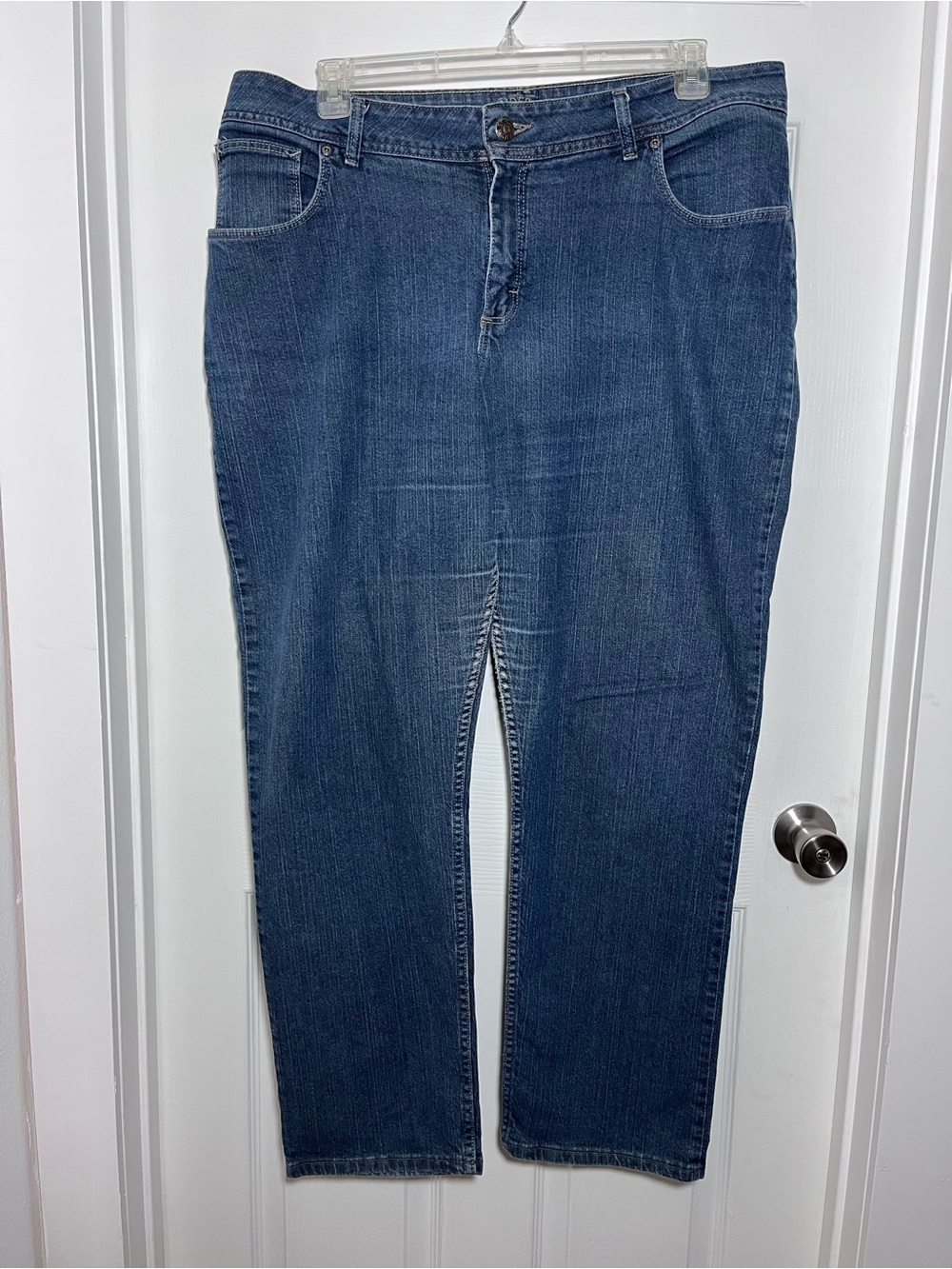 Riders by Lee Medium Blue Straight Leg Women’s Jeans